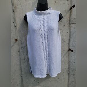 Pursuits. LTD. White Winter Vest Tank size XL